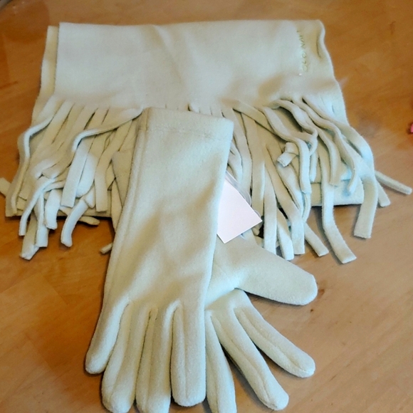 3 Winter Weather Sets - Picture 2 of 3